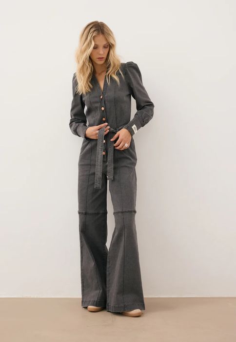 Kombinezon bizuu nowy