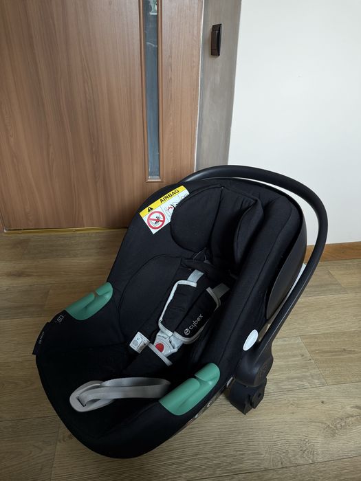 Дитяче автокрісло Cybex Aton B2 i-Size
