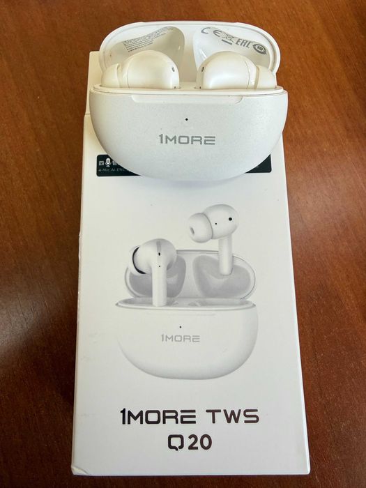 1MORE TWS Q20 Earbuds