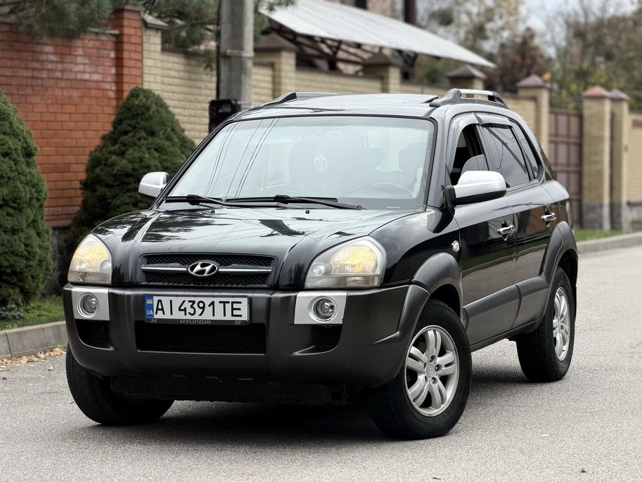 Hyundai Tucson, автомат, газ/бензин, полный привод