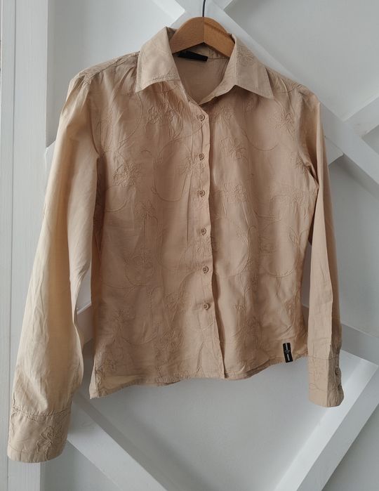 Beżowa koszula z haftem kwiatowym boho vintage
