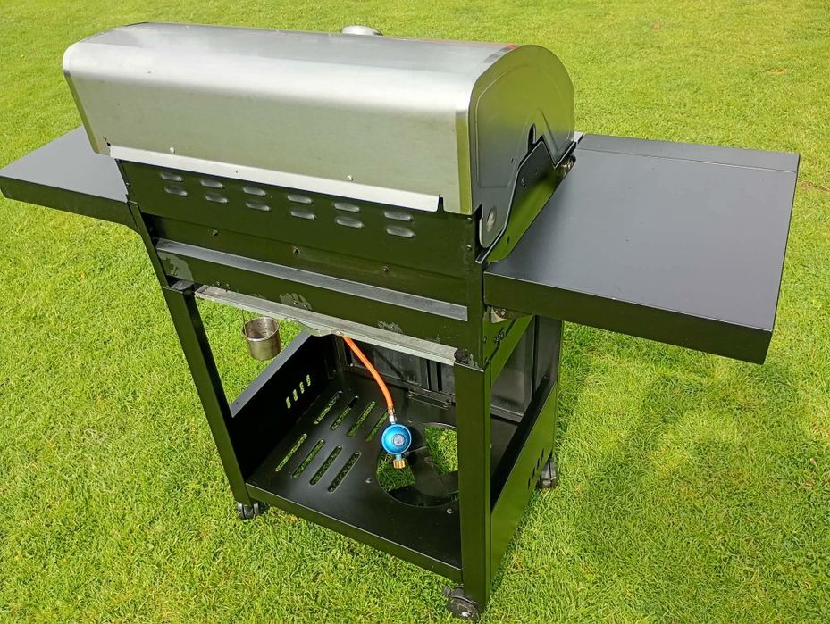 Duży grill gazowy