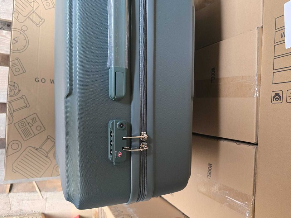 Walizka KONO 24'' Zielona 60L TSA ABS+PC 4 Kółka Nowa