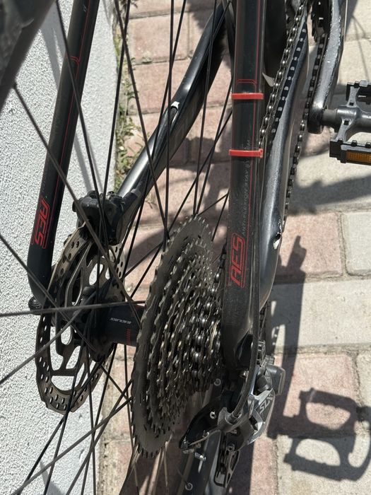 Carbon Frame Bicycle + Helmet + Odometer64284914158082123