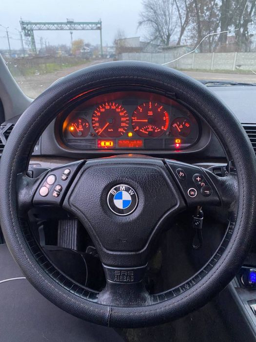 Продам BMW Е46 320D.
