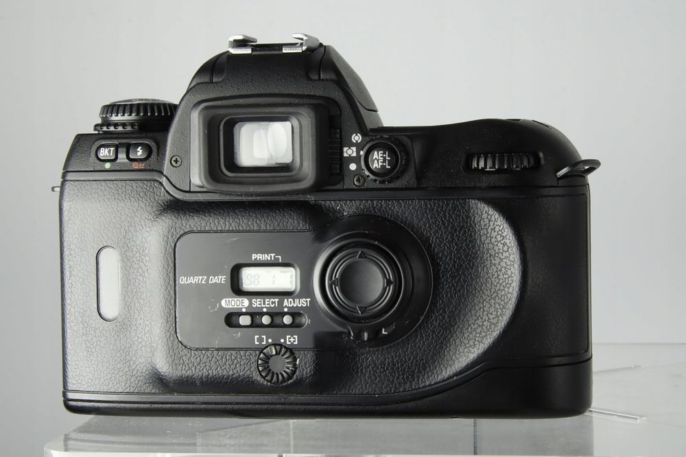 Lustrzanka analogowa Nikon F80 QD Gwarancja 23%VAT