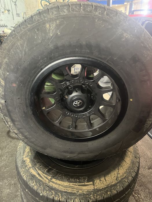 Jantes com pneu para jipes ex:toyota hdj, pajero,etc