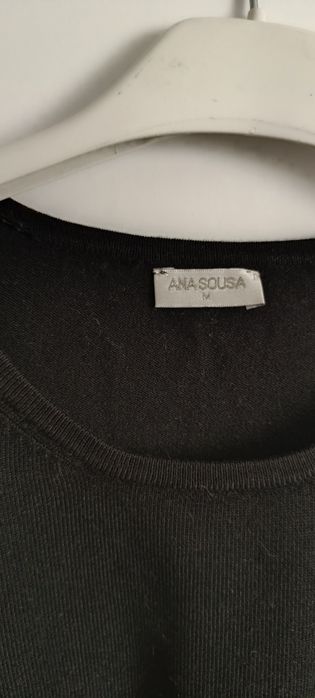 Camisola preta Ana Sousa tamanho M. Usada