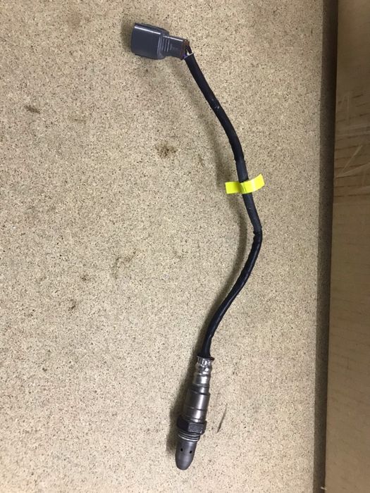 Лямбда-зонд первый  camry 70 камри 70