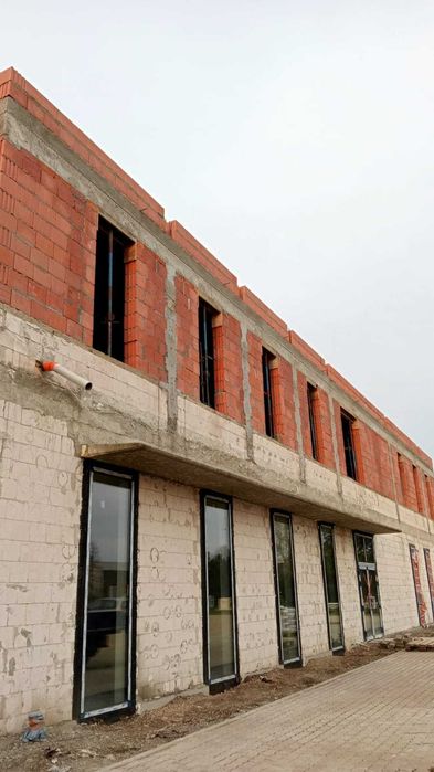 Firma budowlana. Budowa domów jednorodzinnych i domy modułowe