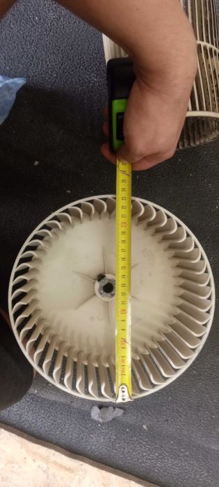 Електродвигун внутрішнього блоку канального кондиціонера