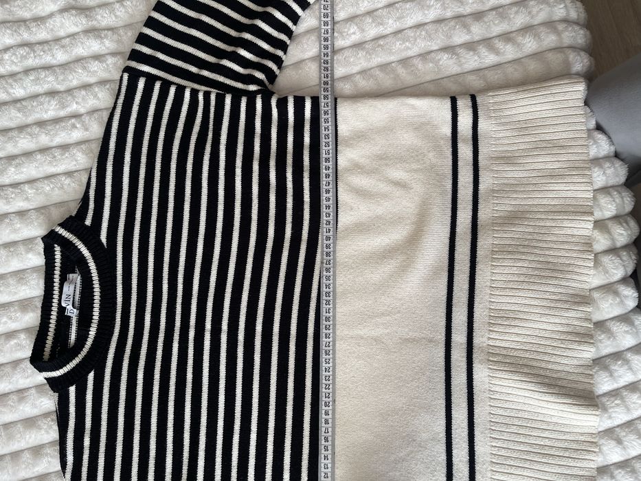 Светр від dilvin oversize