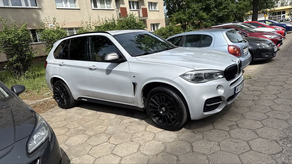 Cesja leasingu BMW X5 M50D