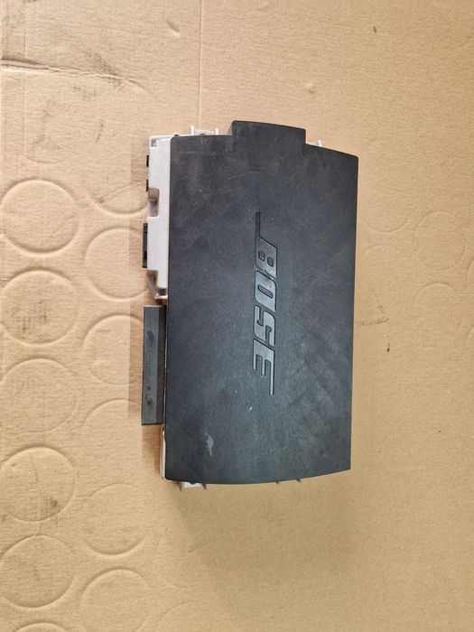 WZMACNIACZ BOSE AUDI Q7  2013r 4L0035223J 4L0035223G