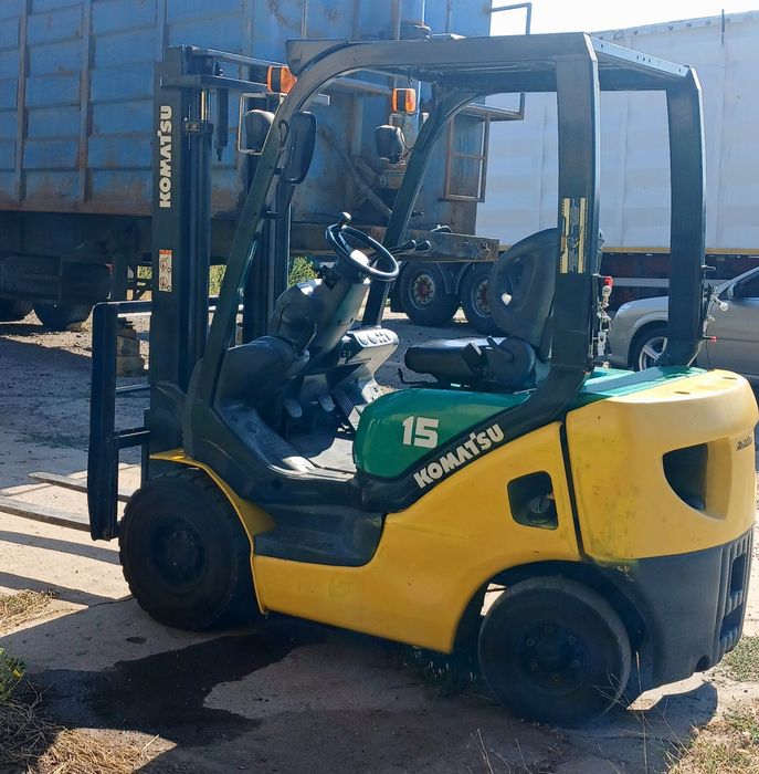 Продам погрузчик Komatsu FD 15