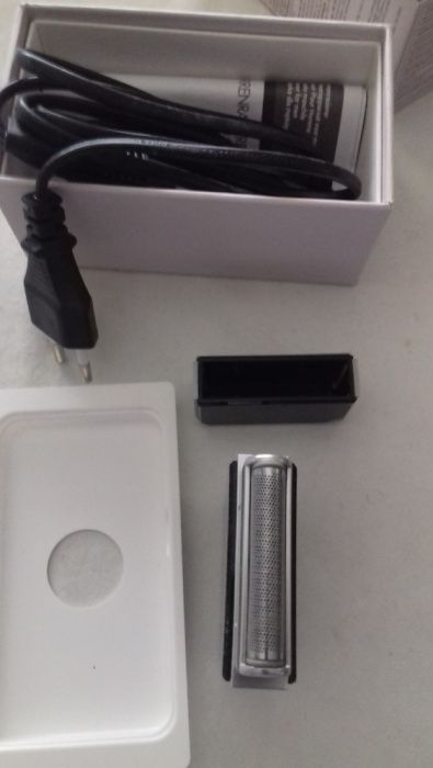 Máquina de Barbear AEG