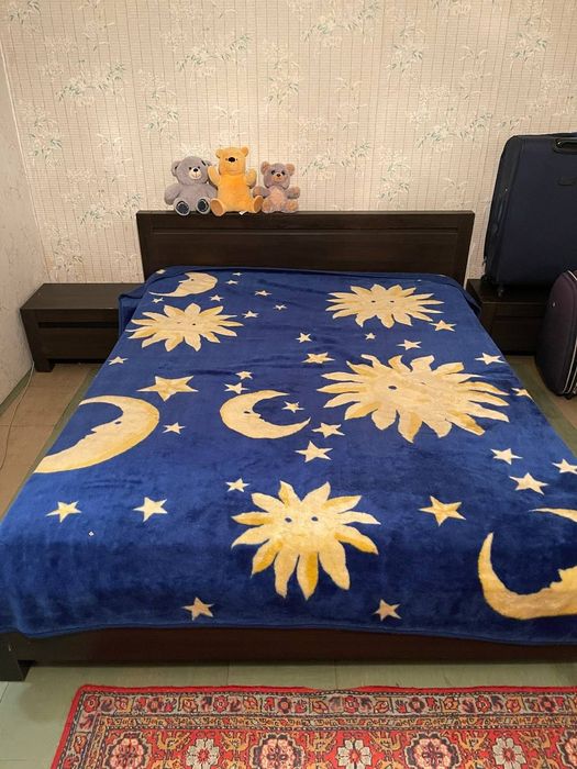 Кровать прикраватные тумбочки комод и шкаф комплект