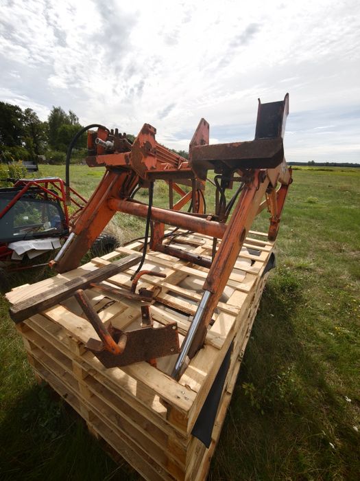 Tur Ładowacz czołowy oryginalny Kubota BF500-C z mocowaniami