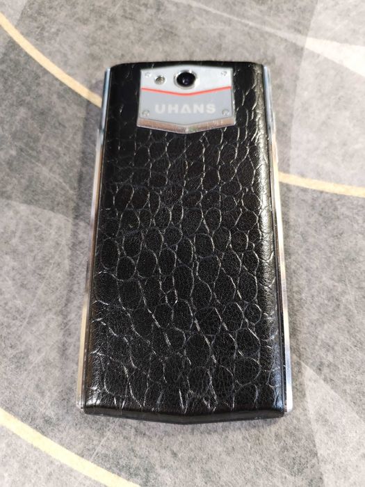 Продам Uhans U100 оригинал цвет черный .