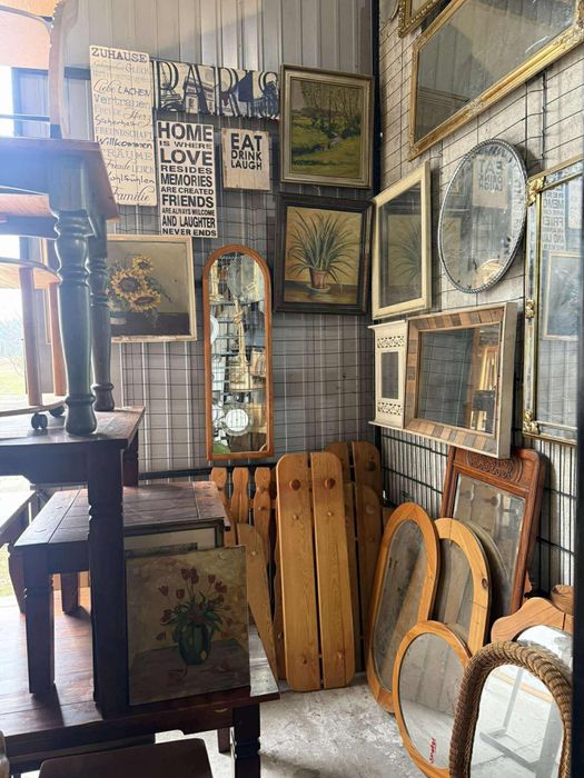 Komoda -lustra rozne