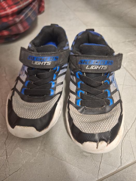 Skechers chłopięce rozm. 28
