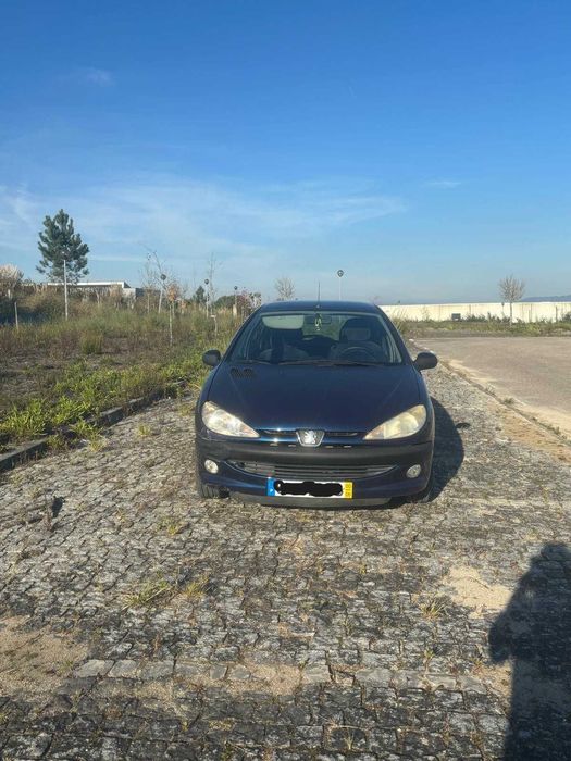Peugeot 206 (Ano 2000)
