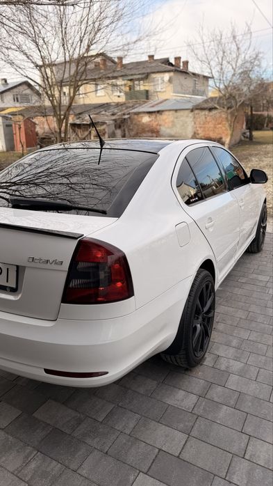 Skoda Oktavia A5 2012 - Офіційна