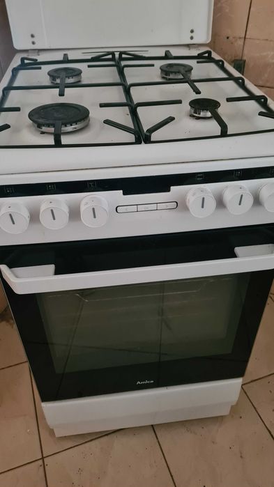 Oddam za darmo kuchenkę gazową Amica