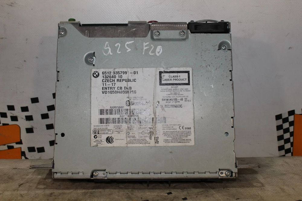 Rádio / auto-rádio BMW 1 (F20)