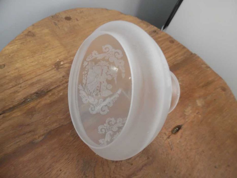 Abajur/Tulipa em Vidro Fosco Gravado – Portugal, anos 60