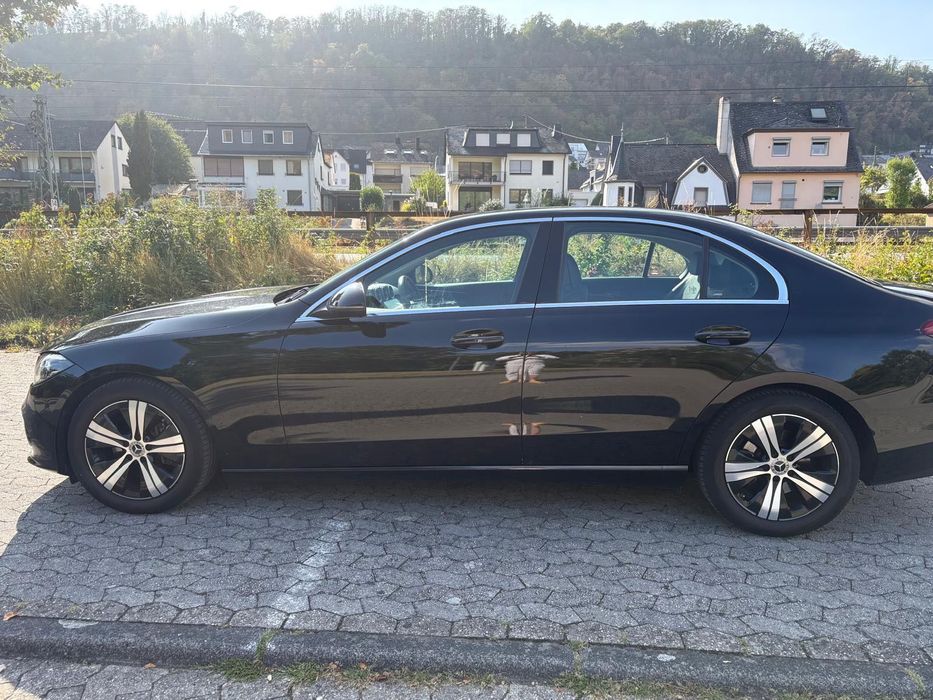 Mercedes-Benz C 300 d AVANTGARDE