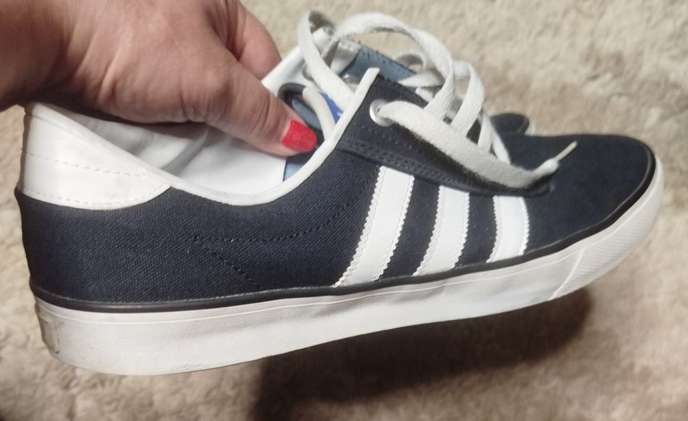 Buty męskie Adidas rozmiar 45 stan bardzo dobry