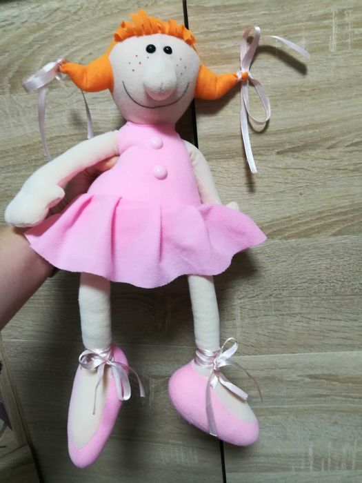 Мягкая игрушка - кукла.