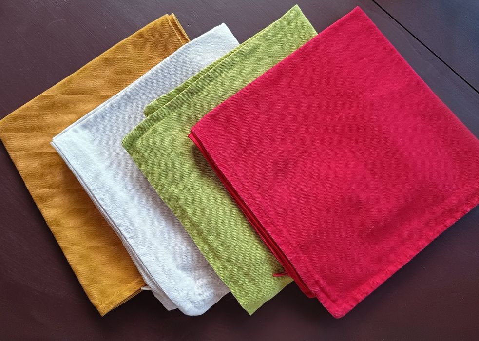 4 poszewki na poduszki Ikea Gurli