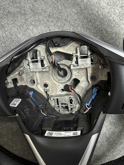Kierownica full multifunkcja BMW X1 F48 + poduszka - stan BDB.