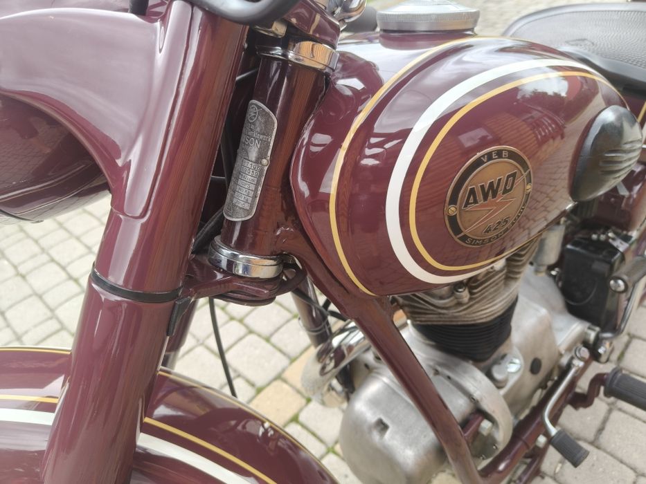 Awo simson turist junak po renowacji biała tablica
