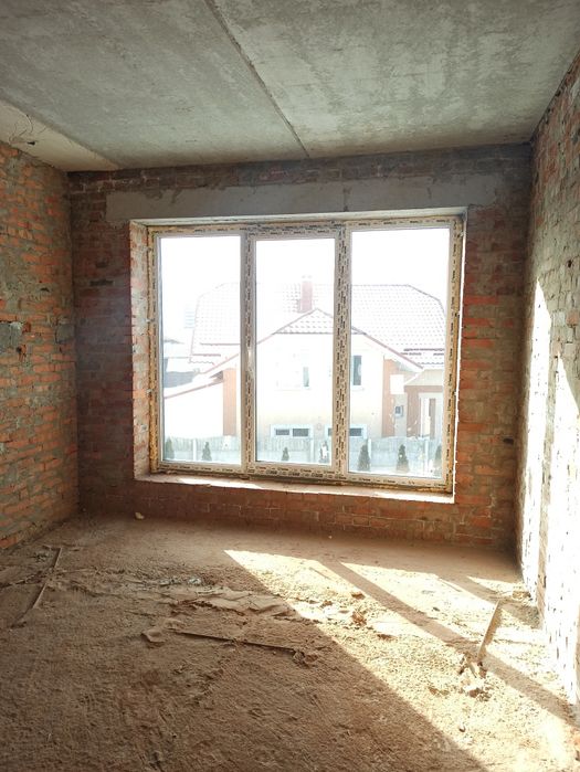 Продаж сучасного триповерхового танхауса! Без комісії для покупця!