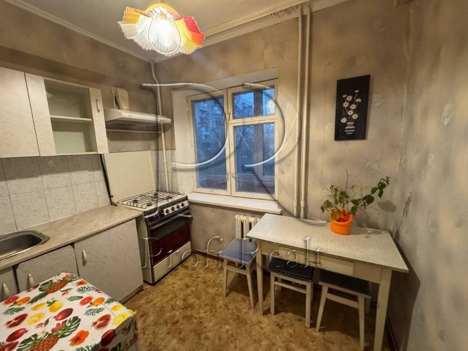 Продаж затишної 1 кімн.кварт. Русанівка Ентузіастів 31