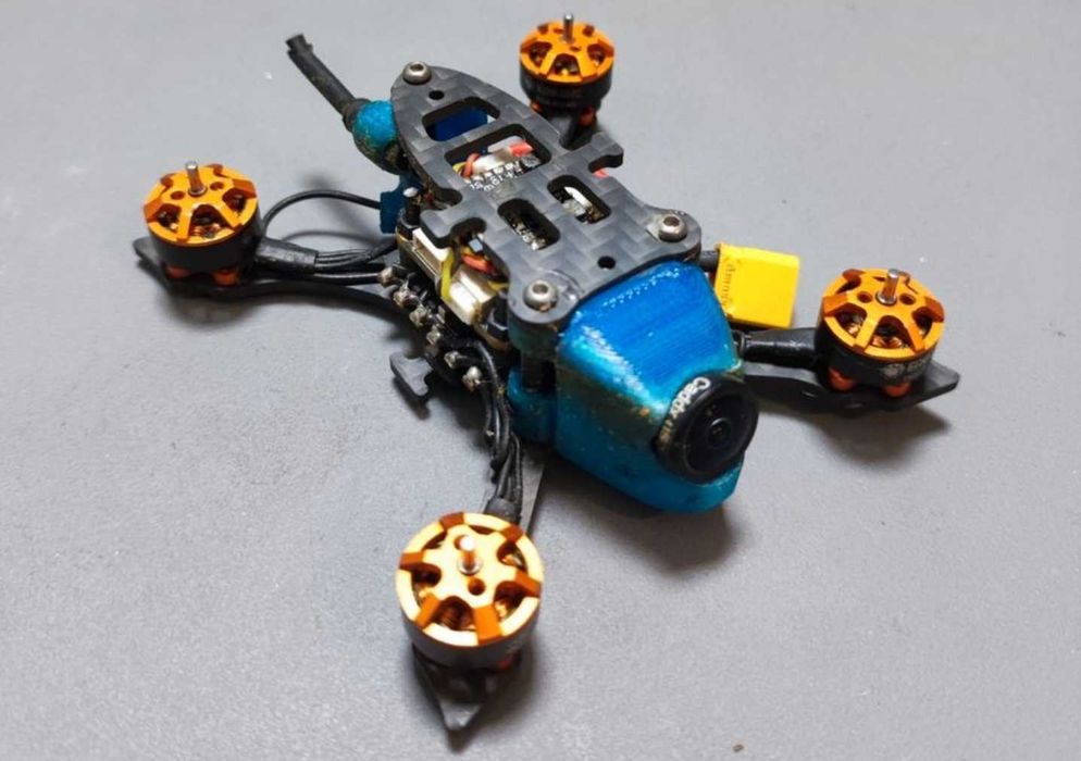 Drone FPV 85mm Tiny Whoop FrSky 3S Tyro69 potente com peças