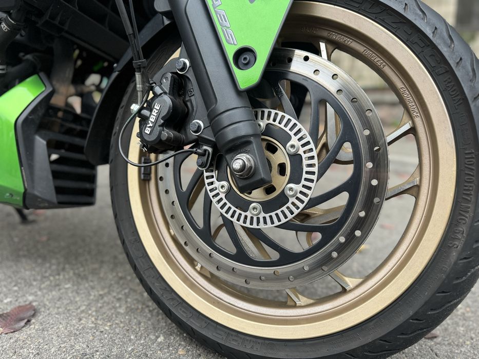 Bajaj Dominar 400 2018р