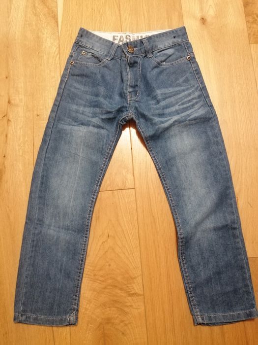 Jeansy chłopięce rozm 140