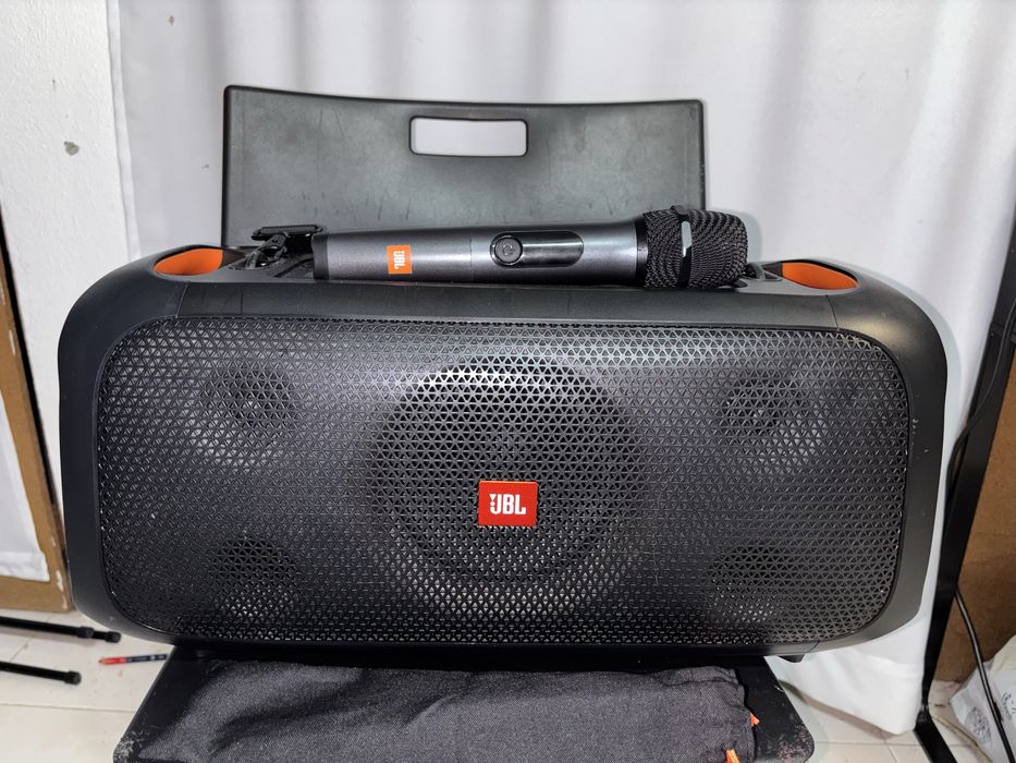 Coluna jbl partybox