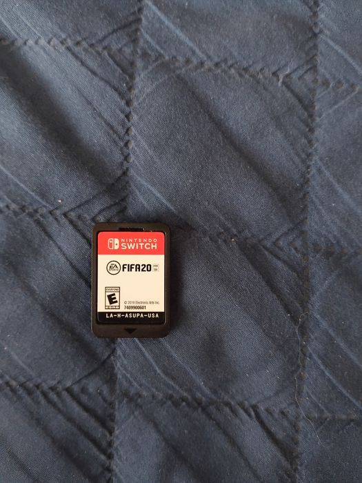 Fifa 19 e Fifa 20 para a Nintendo Switch sem capa