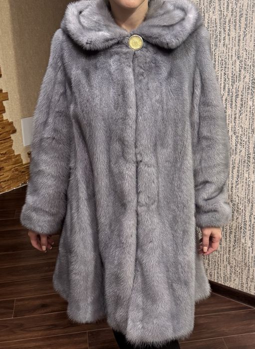 Голуба норкова шуба