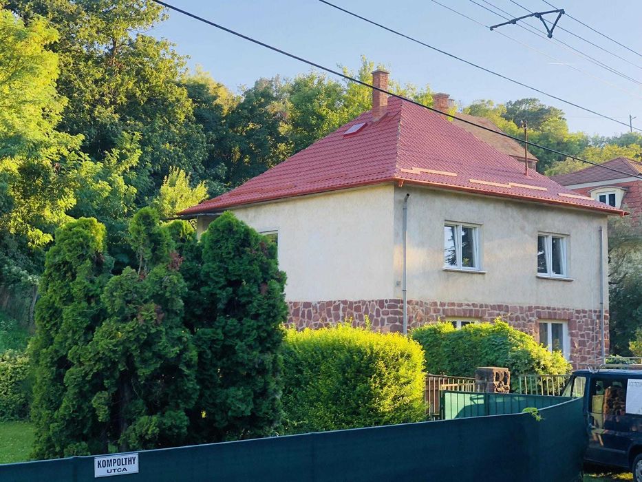 Usługi Dekarskie - Montaż i Demontaż oraz Naprawy Dachu i Rynien