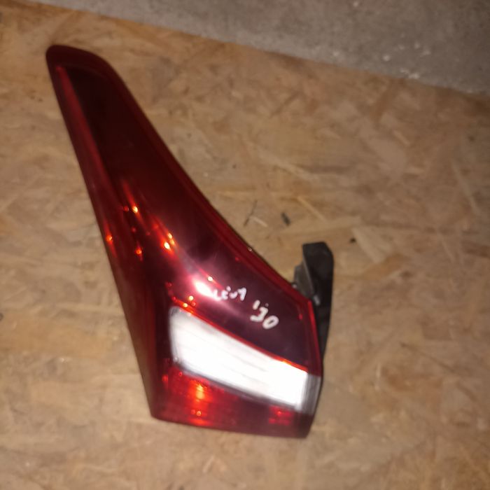 Lampa tylna lewa Hyundai i30 kombi