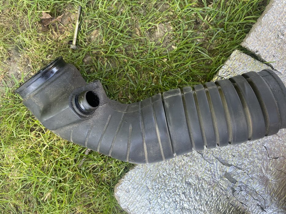 Корпус фільтра пасат б3б4