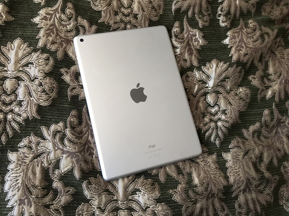 Планшет Ipad 7 32gb оригинал