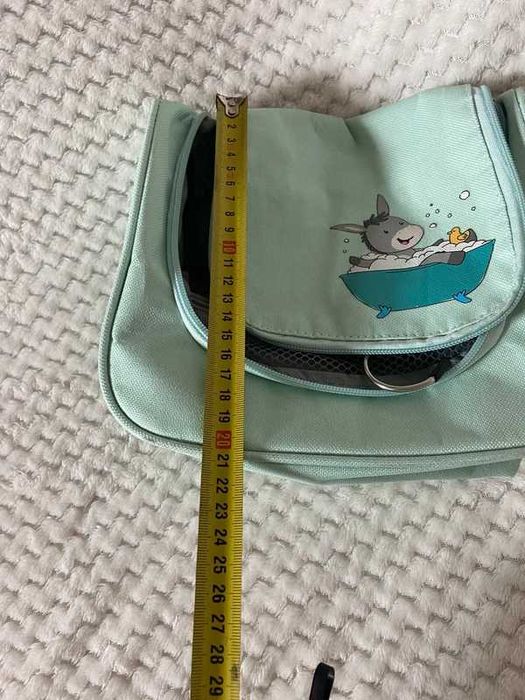 Kosmetyczka dziecięca na wyjazdy