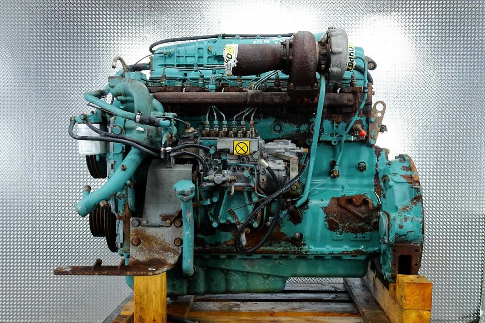 Silnik spalinowy - Volvo TD103 - Części